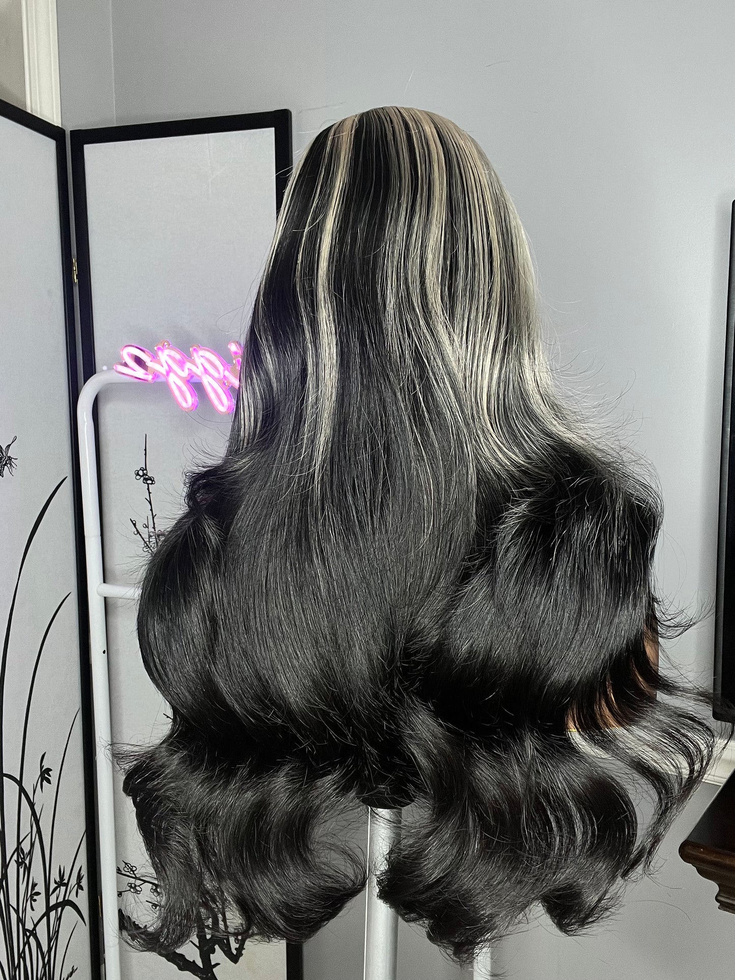 22” Midnight Blonde